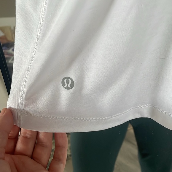 White Lululemon tank - Picture 2 of 3
